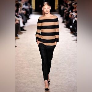 STELLA MCCARTNEY RTW Camel Hair Wool Bateau Neck Back Zip Sweater Size IT44 VGUC